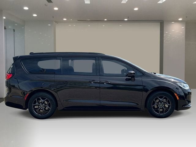 2019 Chrysler Pacifica Touring L Plus