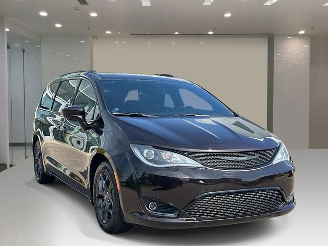 2019 Chrysler Pacifica Touring L Plus
