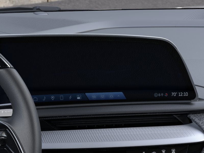 2025 Cadillac OPTIQ Luxury 1