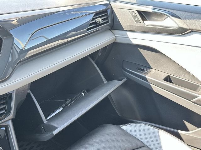 2023 Volkswagen Taos SEL