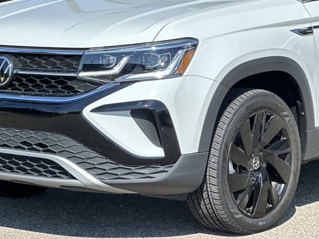 2023 Volkswagen Taos SEL