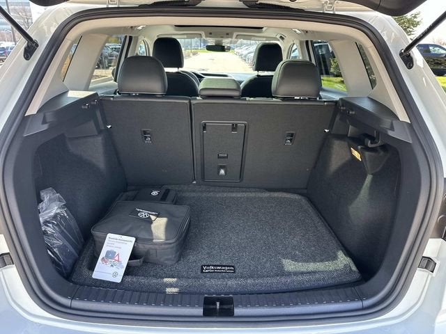 2023 Volkswagen Taos SEL