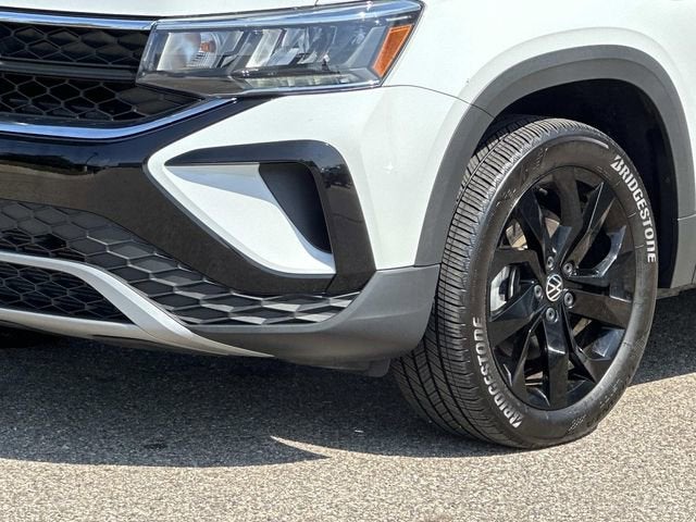 2023 Volkswagen Taos SE