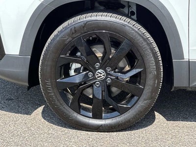 2023 Volkswagen Taos SE