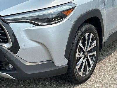 2024 Toyota Corolla Cross XLE