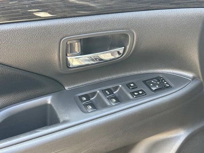 2018 Mitsubishi Outlander ES