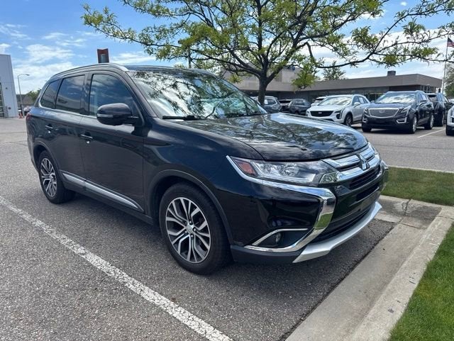 2018 Mitsubishi Outlander ES