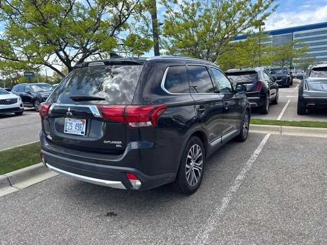 2018 Mitsubishi Outlander ES