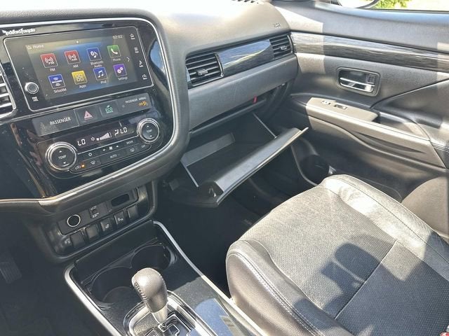 2018 Mitsubishi Outlander ES