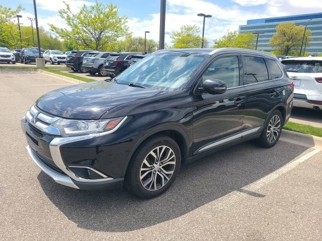 2018 Mitsubishi Outlander ES