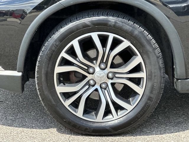 2018 Mitsubishi Outlander ES