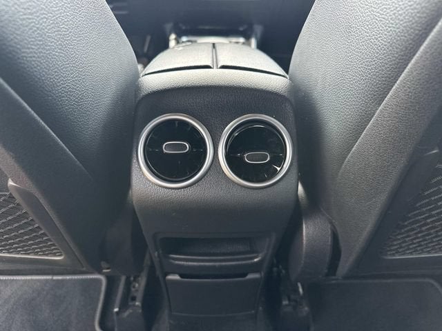 2022 Mercedes-Benz GLB GLB 250