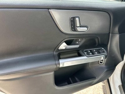 2022 Mercedes-Benz GLB GLB 250