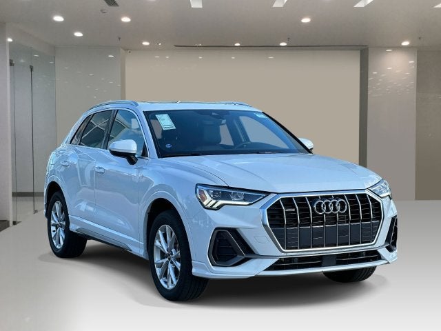 2025 Audi Q3 S line Premium