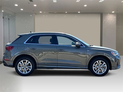 2023 Audi Q3 S line Premium