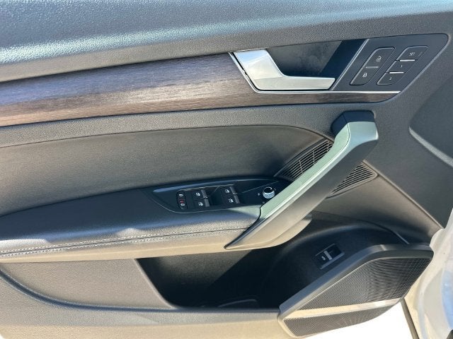 2024 Audi Q5 S line Premium Plus