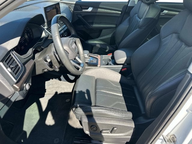 2024 Audi Q5 S line Premium Plus
