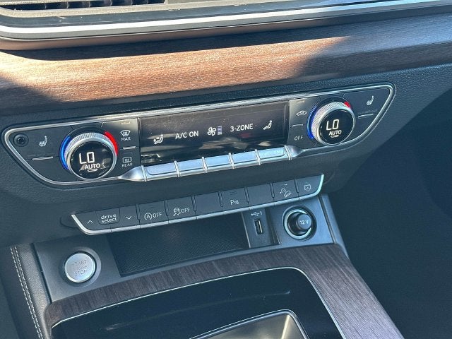 2024 Audi Q5 S line Premium Plus