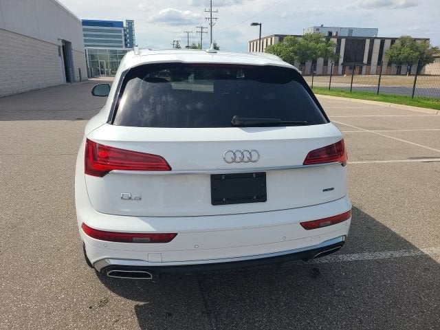 2024 Audi Q5 S line Premium Plus