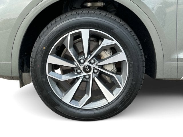 2024 Audi Q5 S line Premium Plus