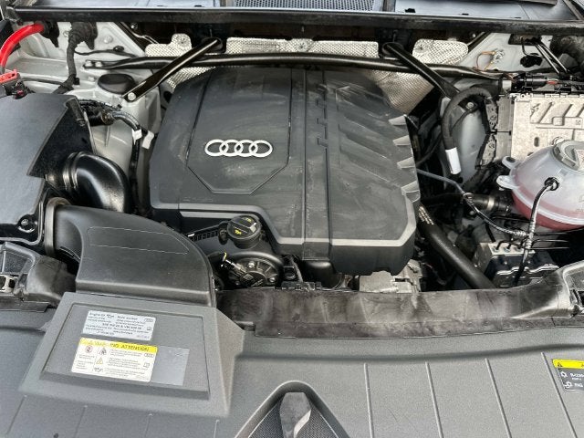 2024 Audi Q5 S line Premium Plus