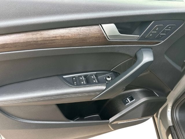 2024 Audi Q5 S line Premium Plus