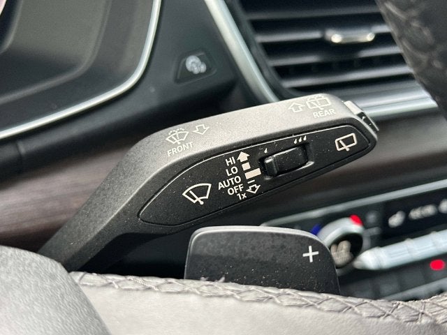 2024 Audi Q5 S line Premium Plus