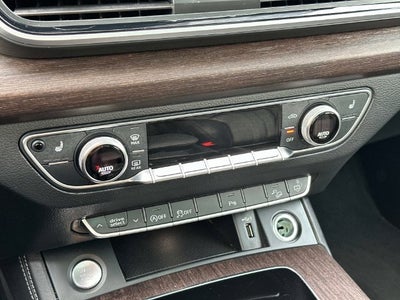 2024 Audi Q5 S line Premium Plus