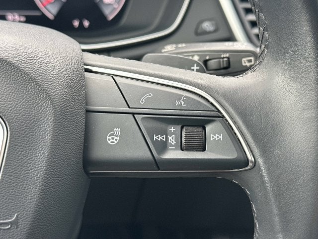 2024 Audi Q5 S line Premium Plus