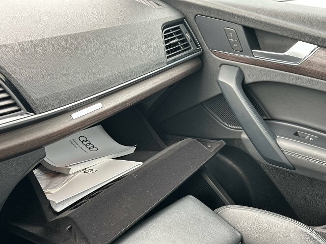 2024 Audi Q5 S line Premium Plus