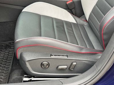2023 Volkswagen Golf GTI Autobahn
