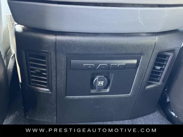 2019 RAM 1500 Classic Big Horn 4x4 Crew Cab 5'7" Box