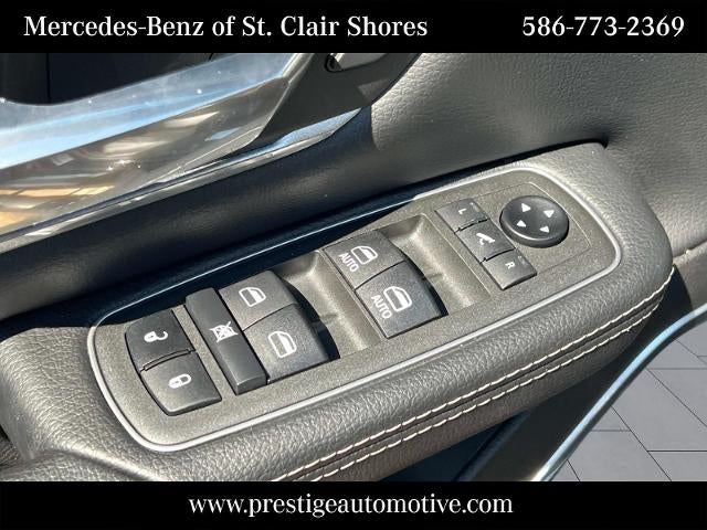 2021 RAM 1500 Laramie 4x4 Crew Cab 5'7" Box