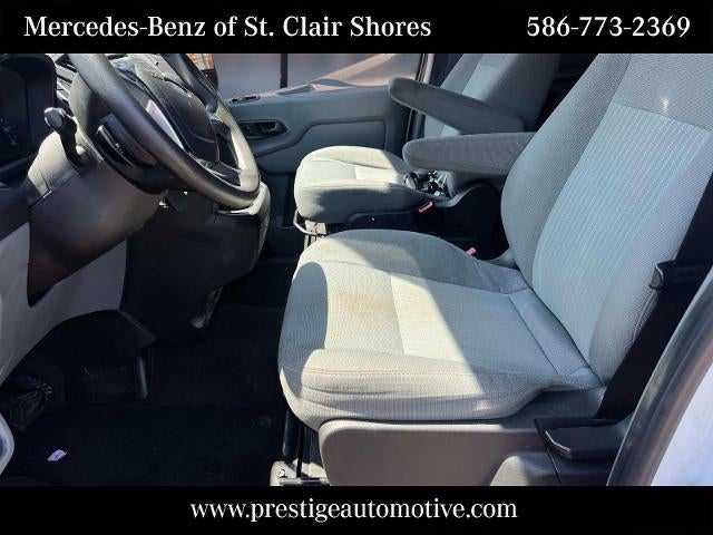 2015 Ford Transit Wagon T-350 148" Low Roof XLT Swing-Out RH Dr