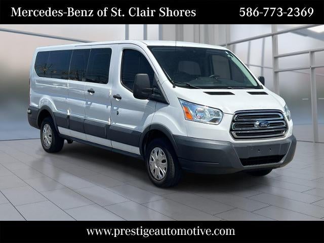 2015 Ford Transit Wagon T-350 148" Low Roof XLT Swing-Out RH Dr
