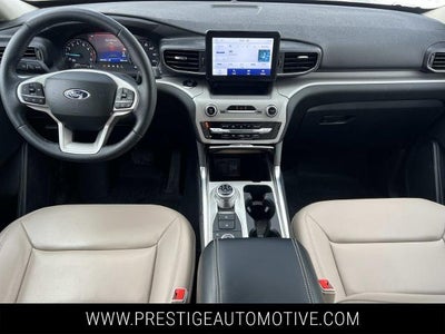 2023 Ford Explorer XLT 4WD