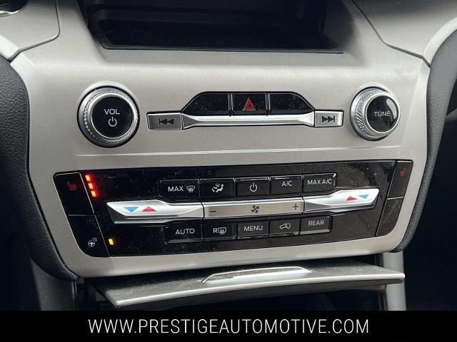 2023 Ford Explorer XLT 4WD