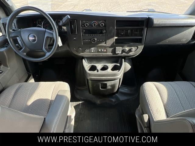 2022 GMC Savana Cargo Van 2500 Regular Wheelbase Rear-Wheel Drive