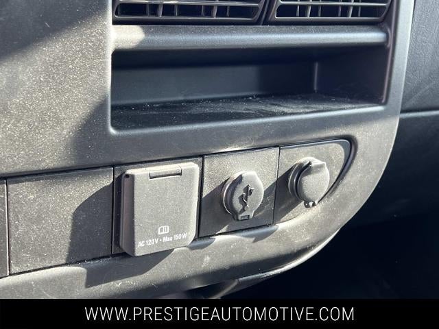 2022 GMC Savana Cargo Van 2500 Regular Wheelbase Rear-Wheel Drive