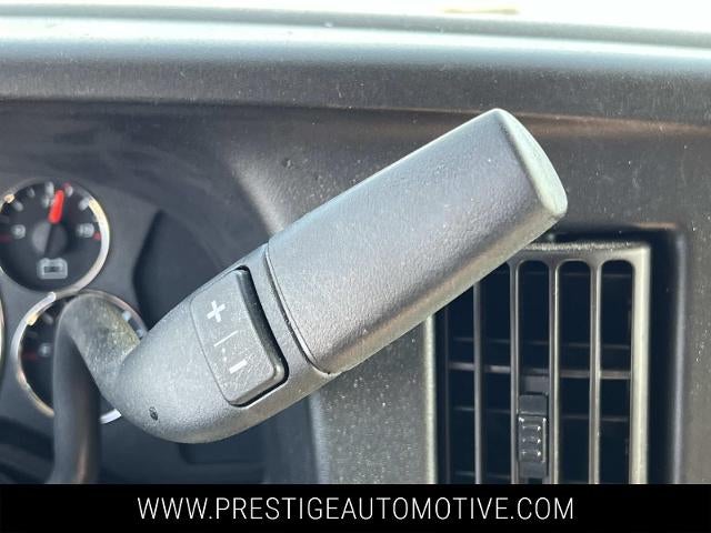 2022 GMC Savana Cargo Van 2500 Regular Wheelbase Rear-Wheel Drive