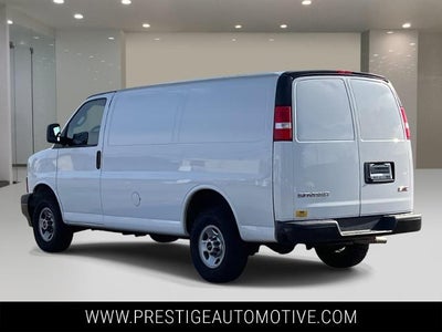 2022 GMC Savana Cargo Van 2500 Regular Wheelbase Rear-Wheel Drive