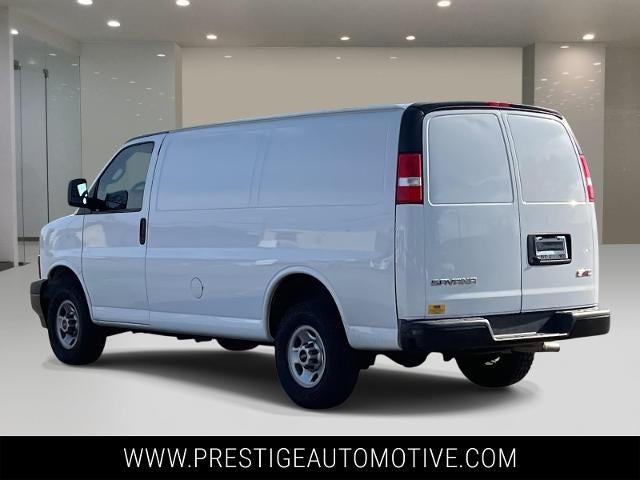 2022 GMC Savana Cargo Van 2500 Regular Wheelbase Rear-Wheel Drive