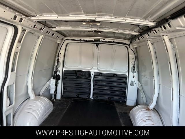 2022 GMC Savana Cargo Van 2500 Regular Wheelbase Rear-Wheel Drive
