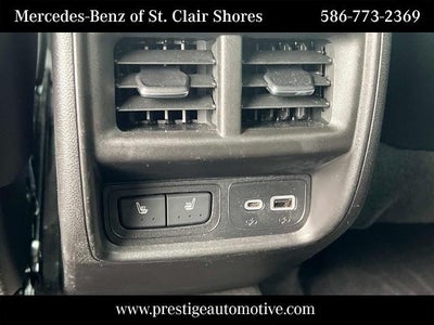 2024 Cadillac XT4 FWD 4dr Premium Luxury