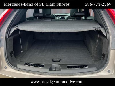 2023 Cadillac XT4 AWD 4dr Premium Luxury