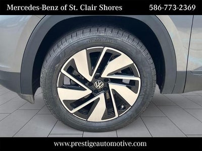 2024 Volkswagen Atlas 2.0T SE w/Technology 4MOTION