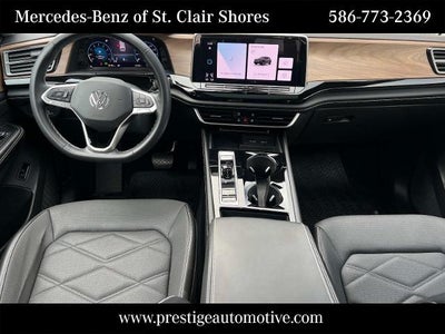 2024 Volkswagen Atlas 2.0T SE w/Technology 4MOTION