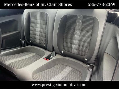2013 Volkswagen Beetle 2dr Man 2.0T Turbo Fender Edition PZEV