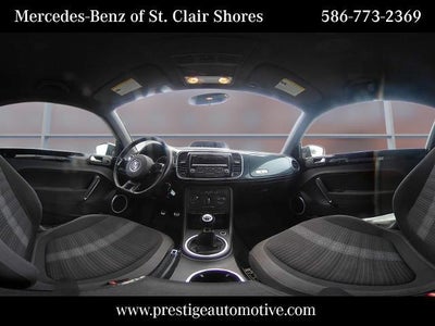 2013 Volkswagen Beetle 2dr Man 2.0T Turbo Fender Edition PZEV