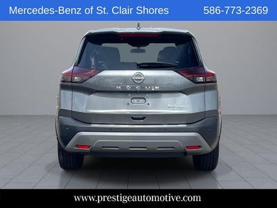 2022 Nissan Rogue AWD SV